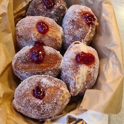 Raspberry Doughnuts