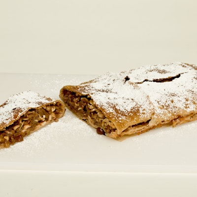 Apple strudel