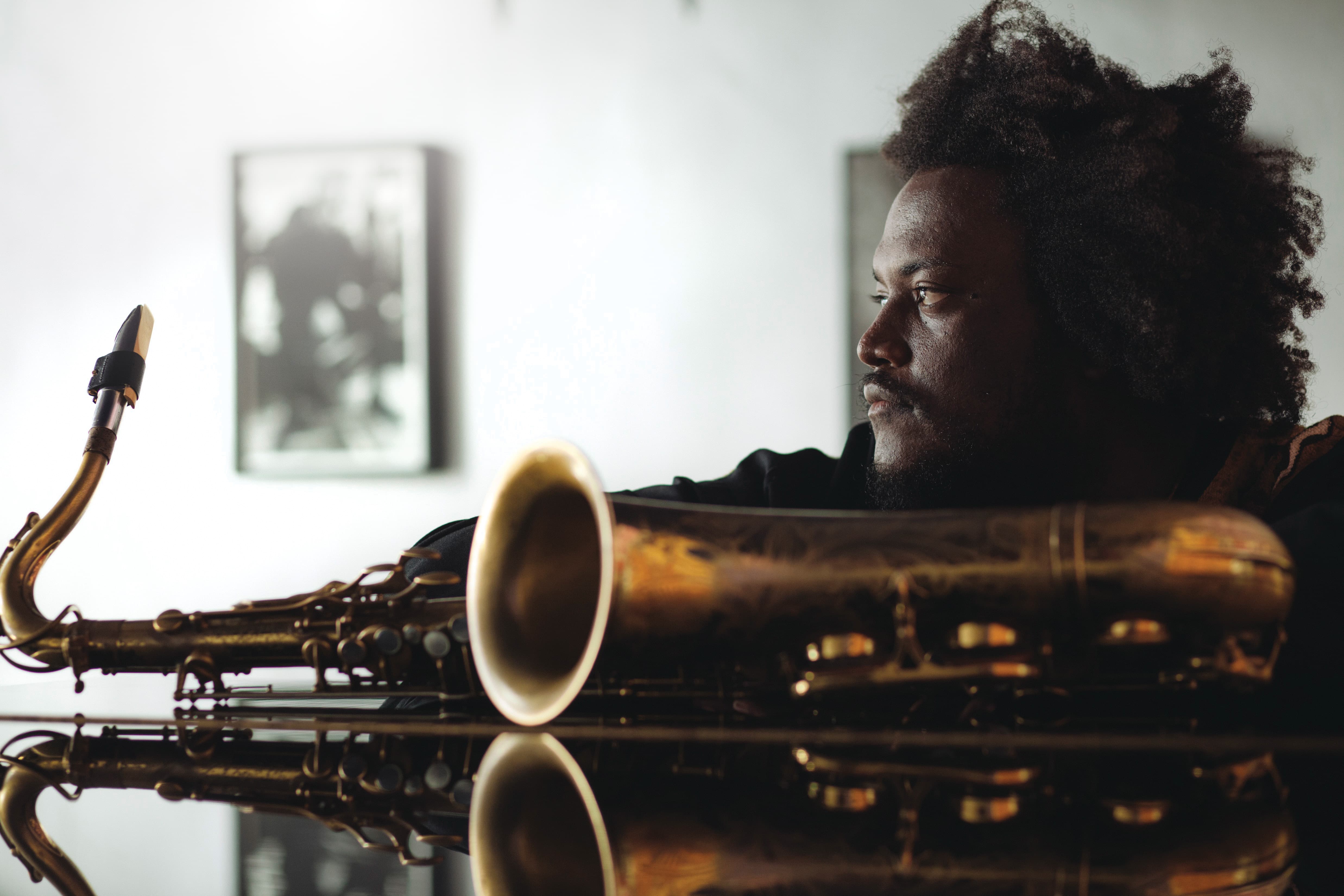 直筆サイン Kamasi Washington JAZZ Kamasi Washington's Epic Jazz Hits UCSB - The Santa Barbara