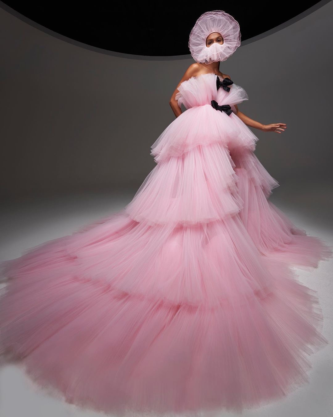 Giambattista Valli Haute Couture Fall Winter 2020-21