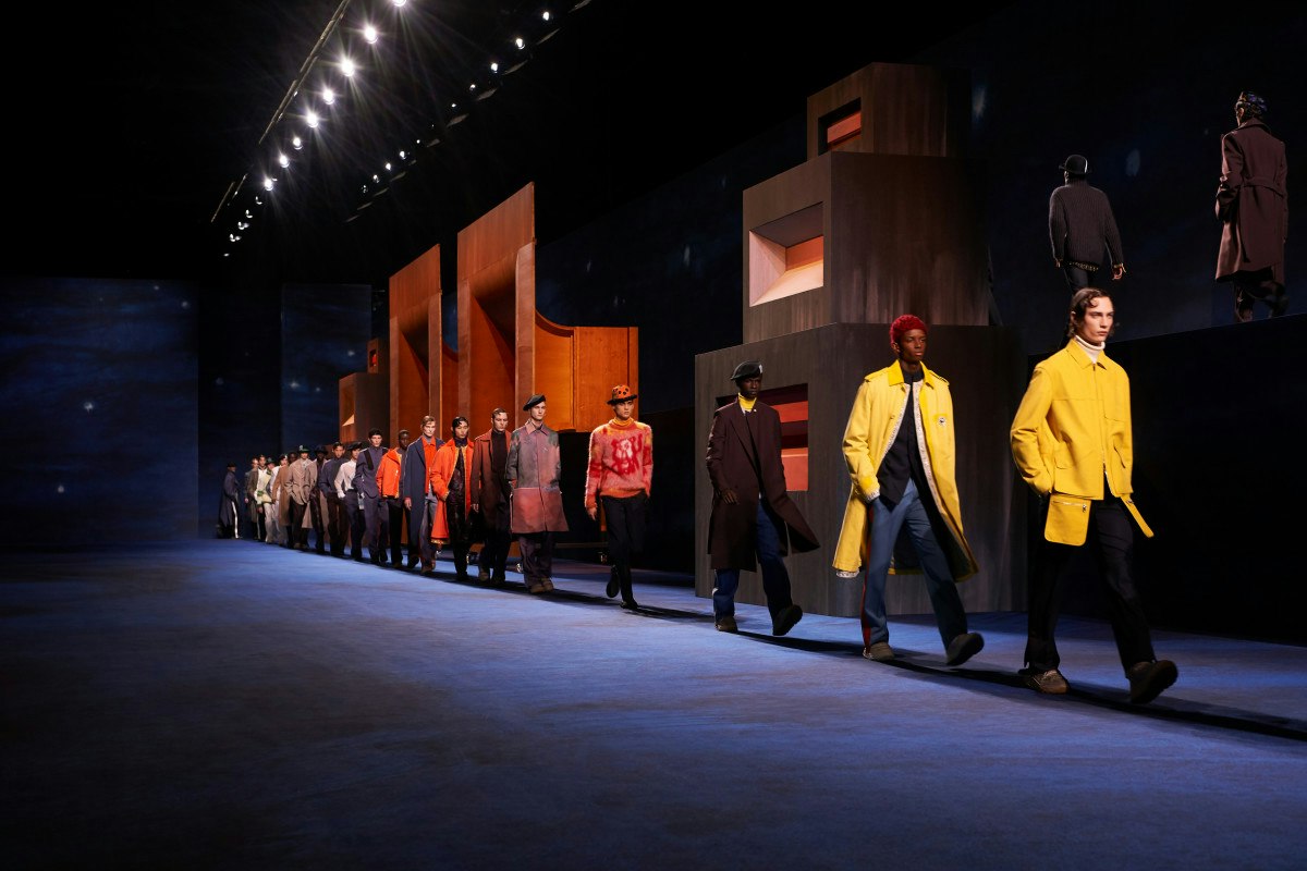 Kim Jones e l'Autunno-Inverno Dior 2021 con Peter Doig