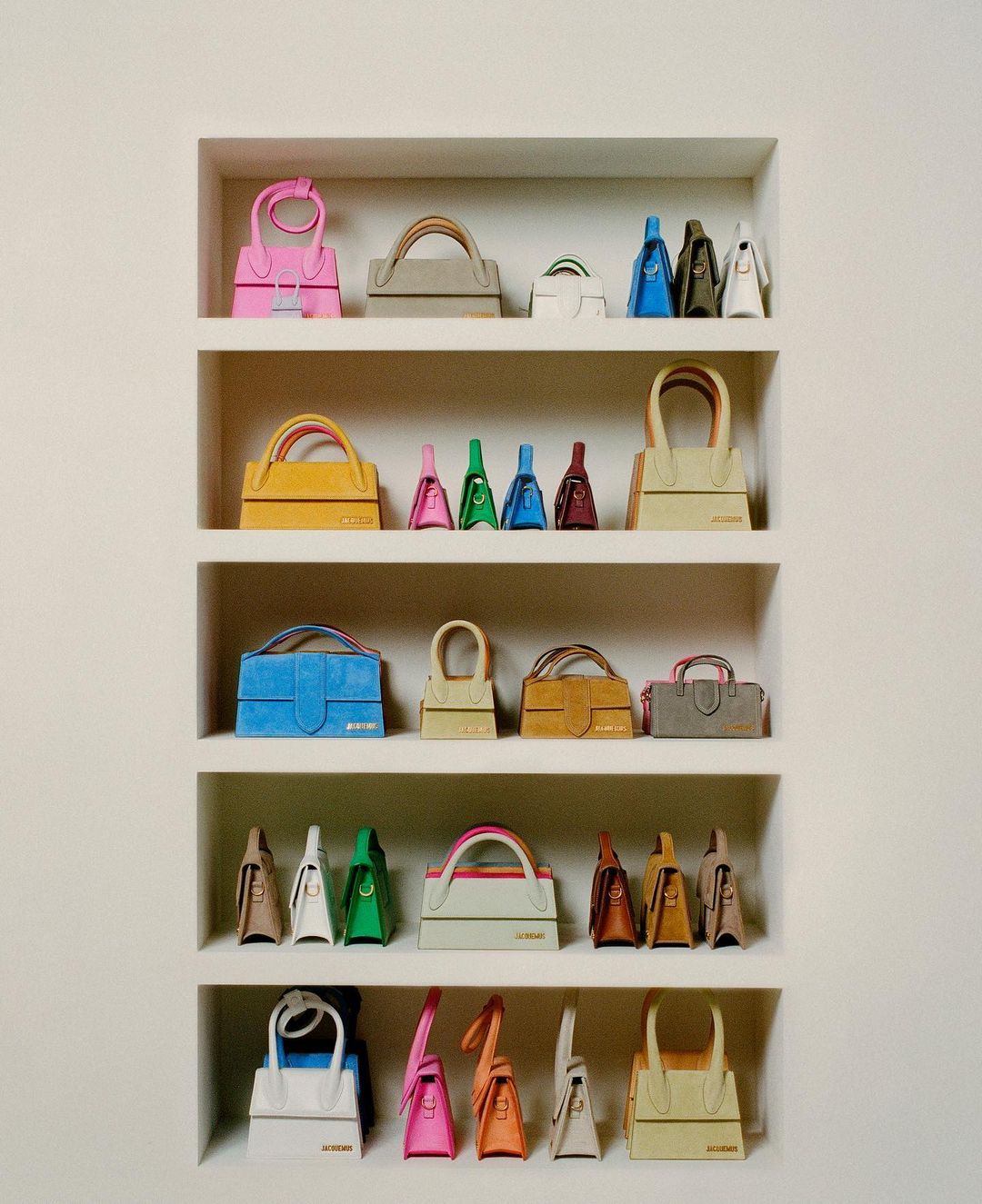 Jacquemus: e se ti creassi la tua borsa per beneficienza?