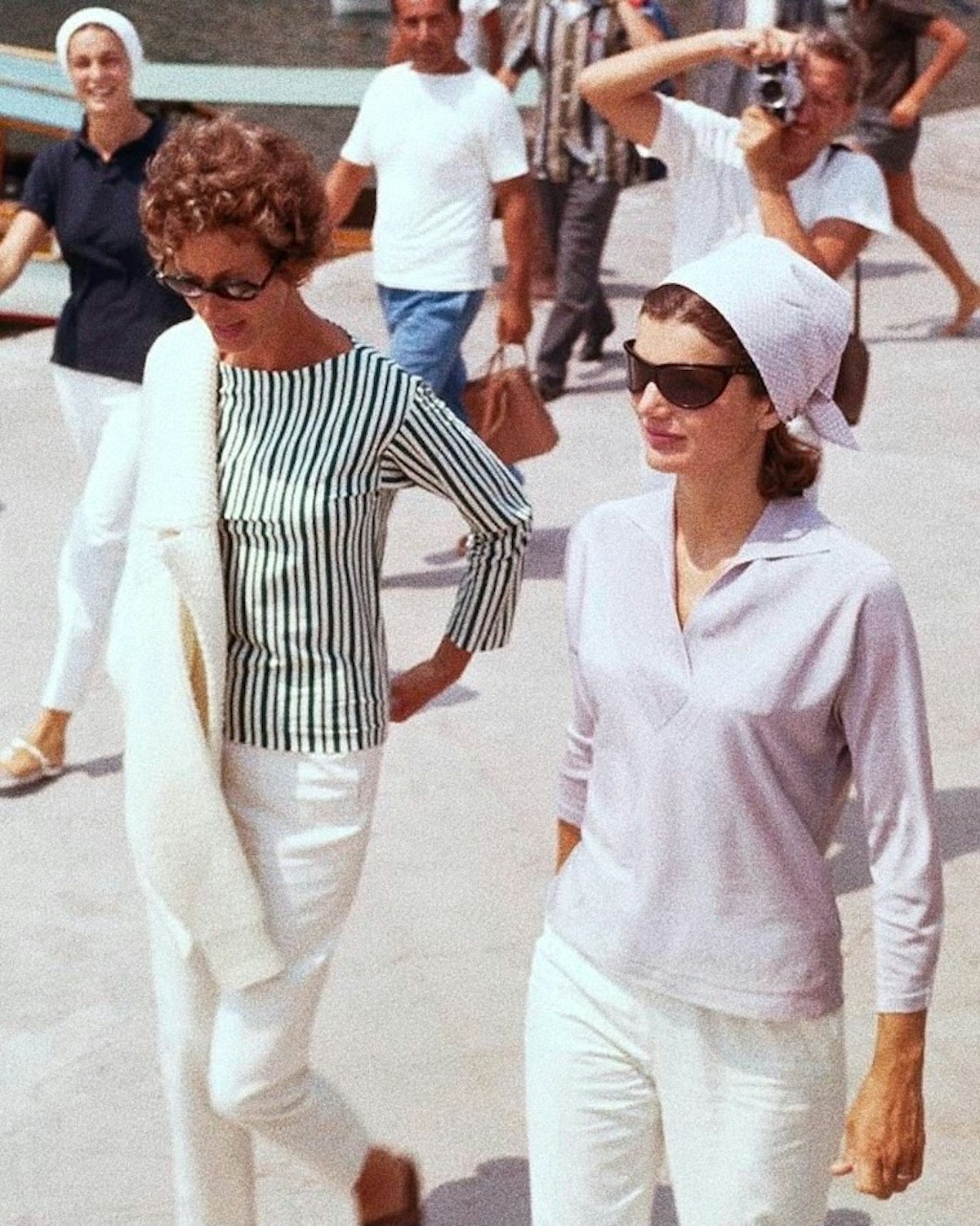 La tua estate vintage: i migliori outfit anni '60, '70 e '80 – Live in  Vintage