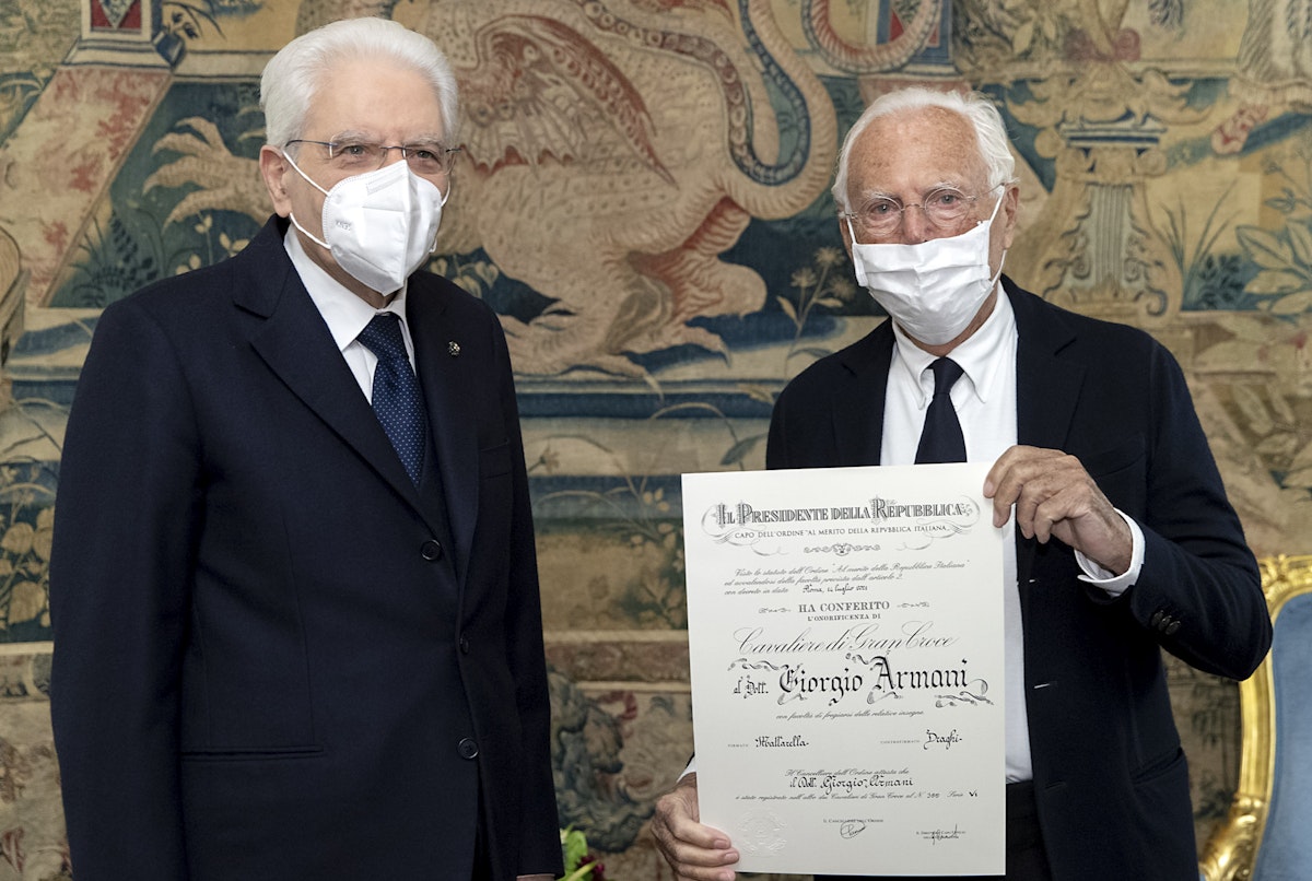 Giorgio Armani insignito del titolo di cavaliere di Gran croce dal