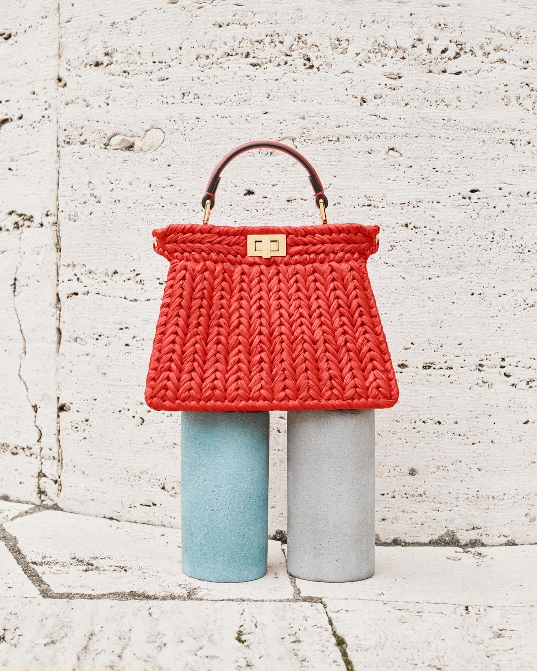 Le straw bags e le borse di rafia meno scontate per l estate 2024