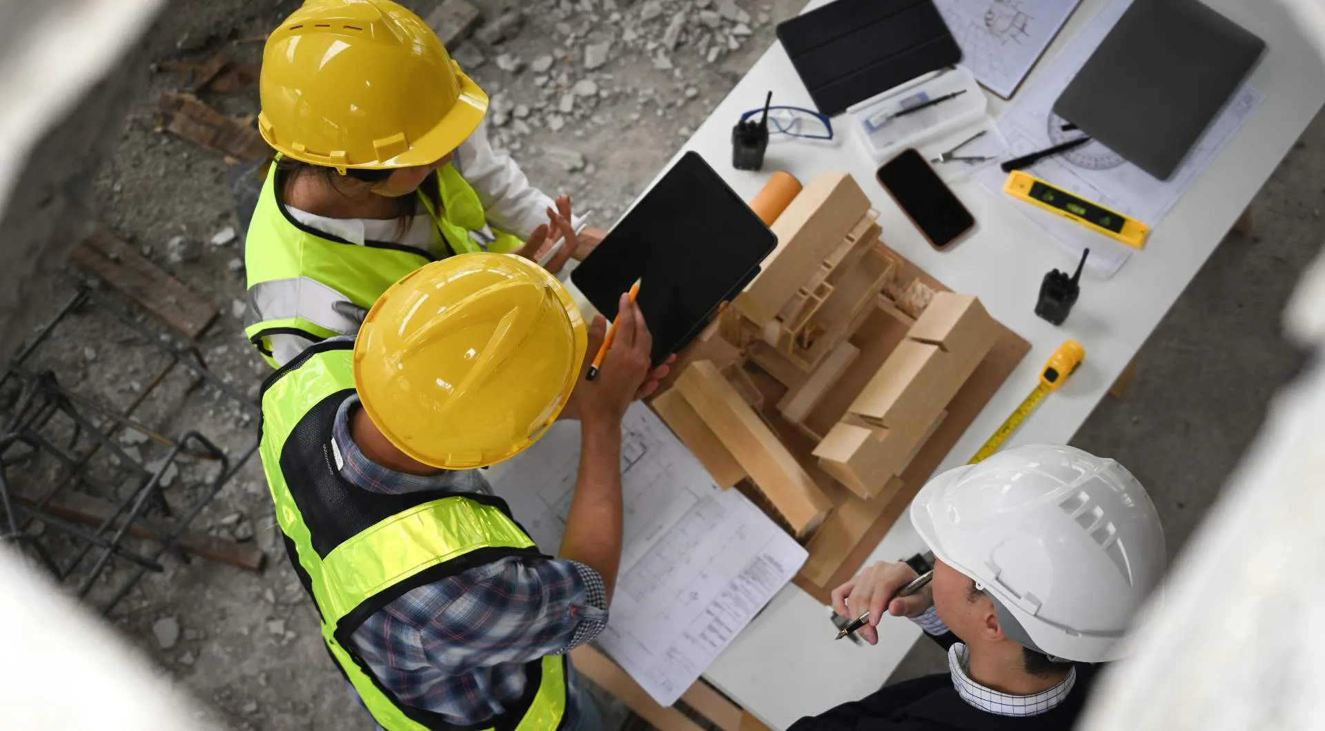 UpKeep vs. Brightly: Choosing the Best CMMS for Your Facility Maintenance