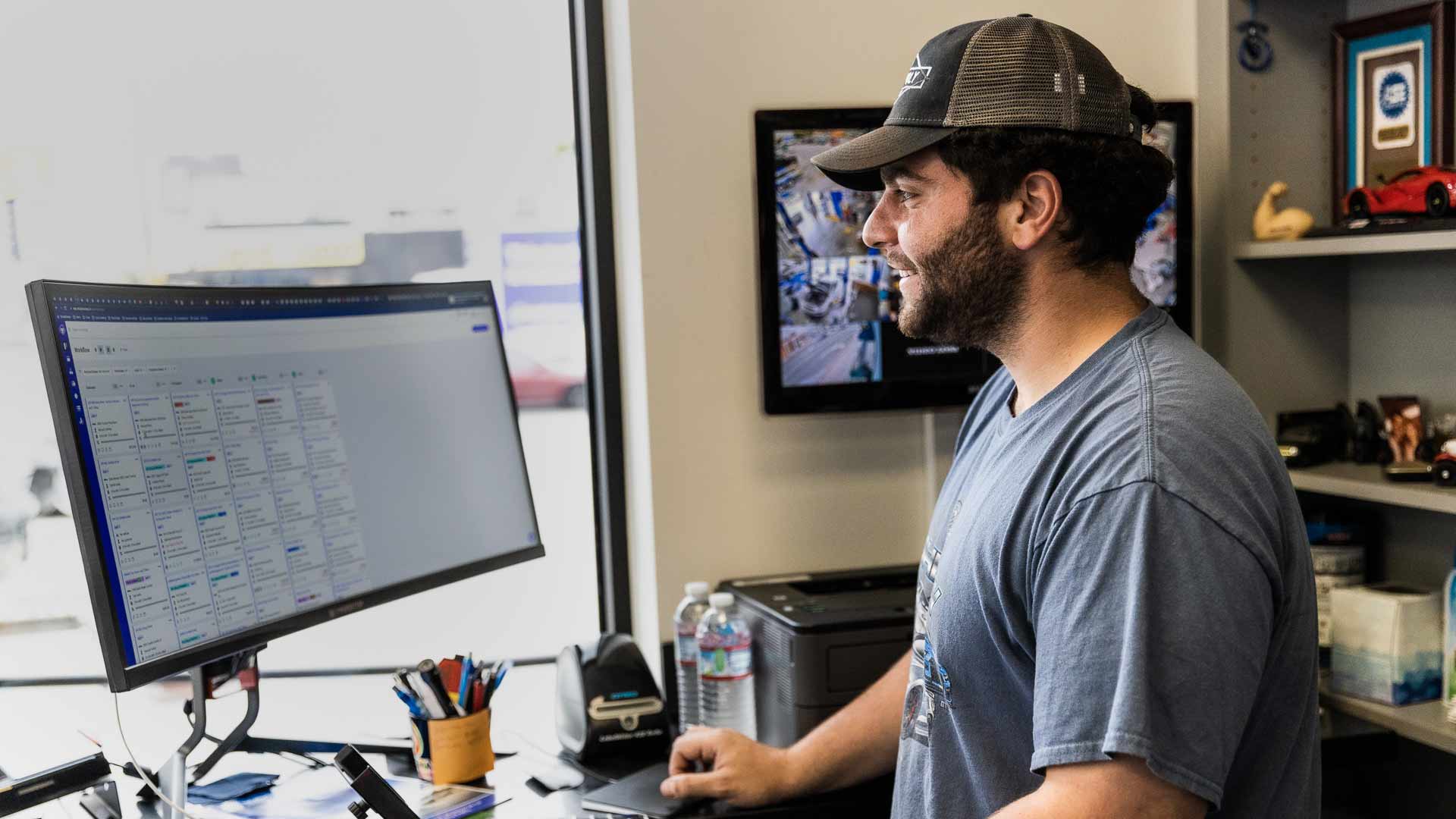 Service manager working on Shopmonkey