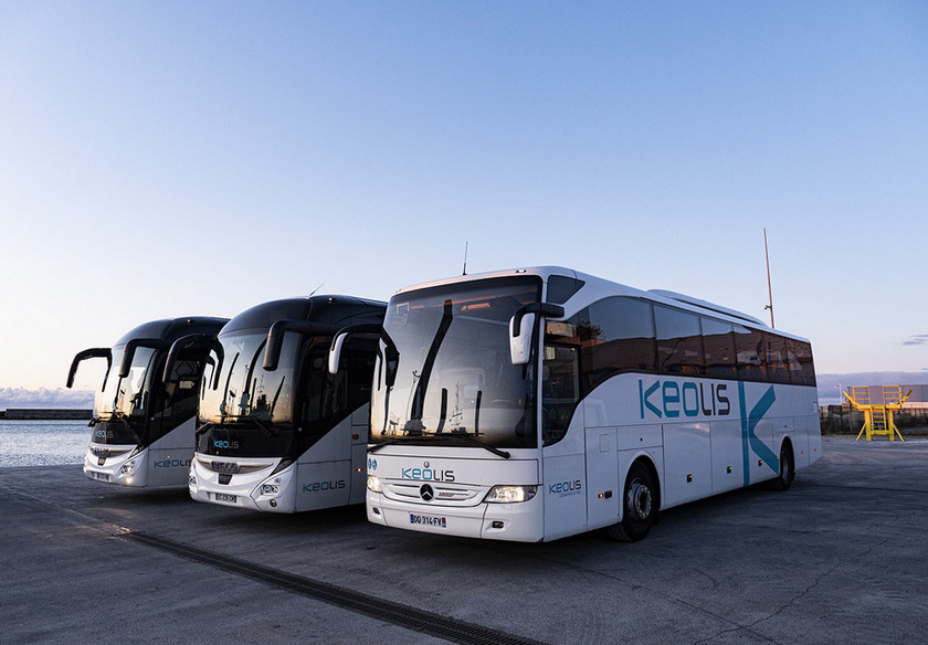 Une large flotte d’autocar pour vos voyages (crédit Keolis Courriers du Midi)