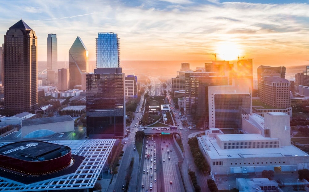 Debating Liposuction vs the Tummy Tuck in Dallas