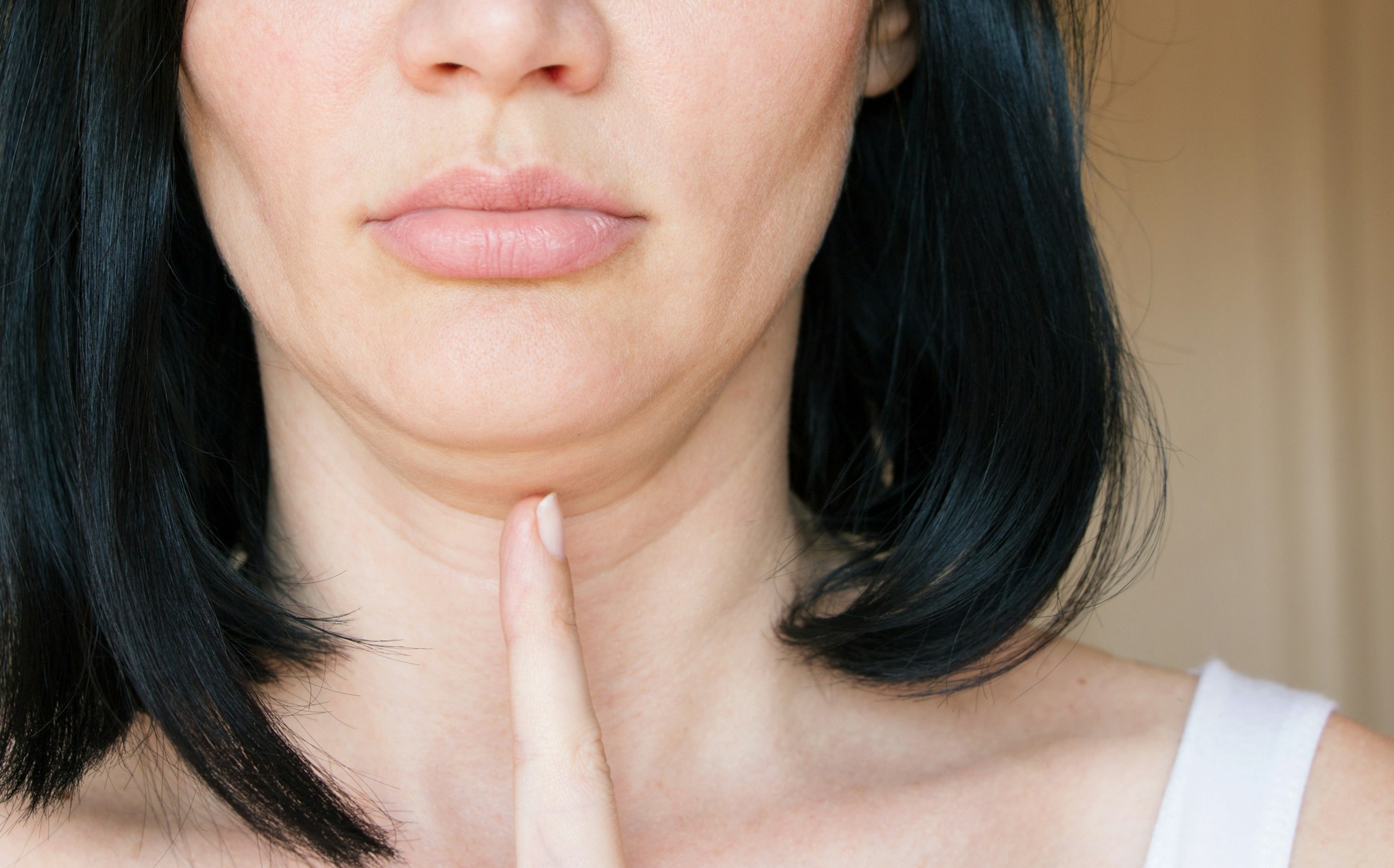 double chin. face line correction