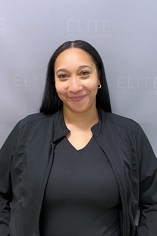 tia williams headshot
