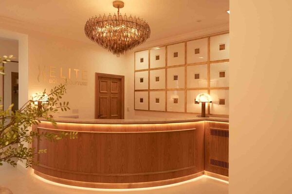 Elite Body Sculpture UK front desk