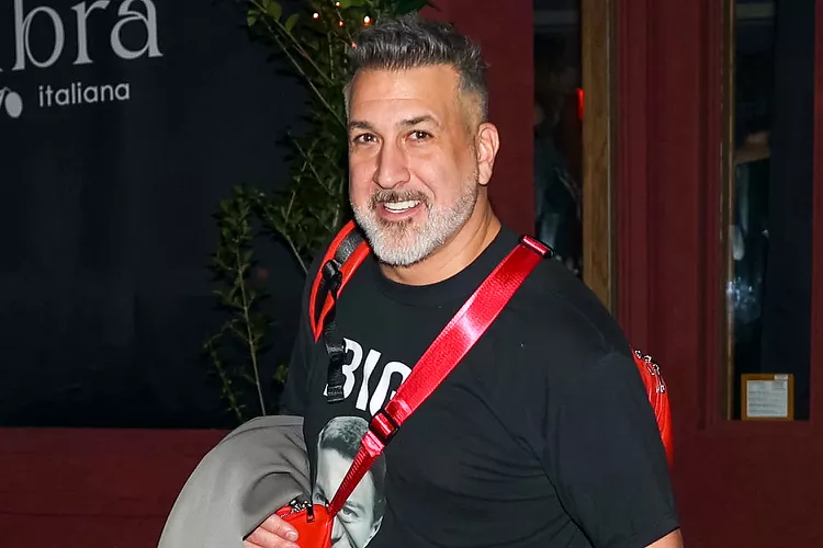 thumbnail of joey fatone