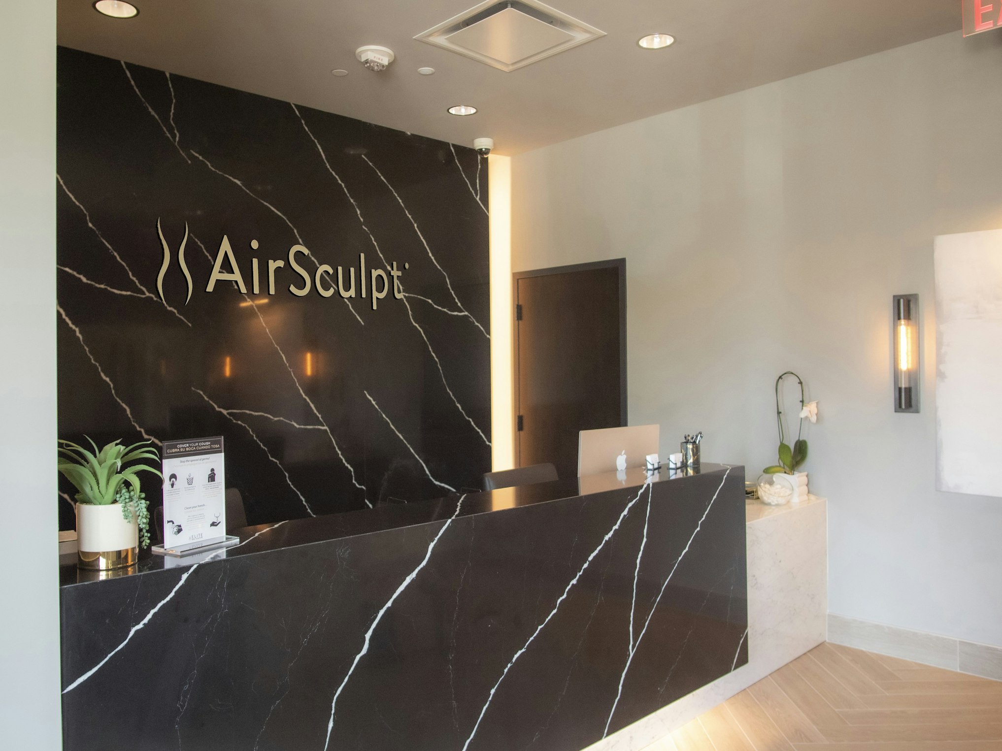 Elite Body Sculpture Boston Front Desk