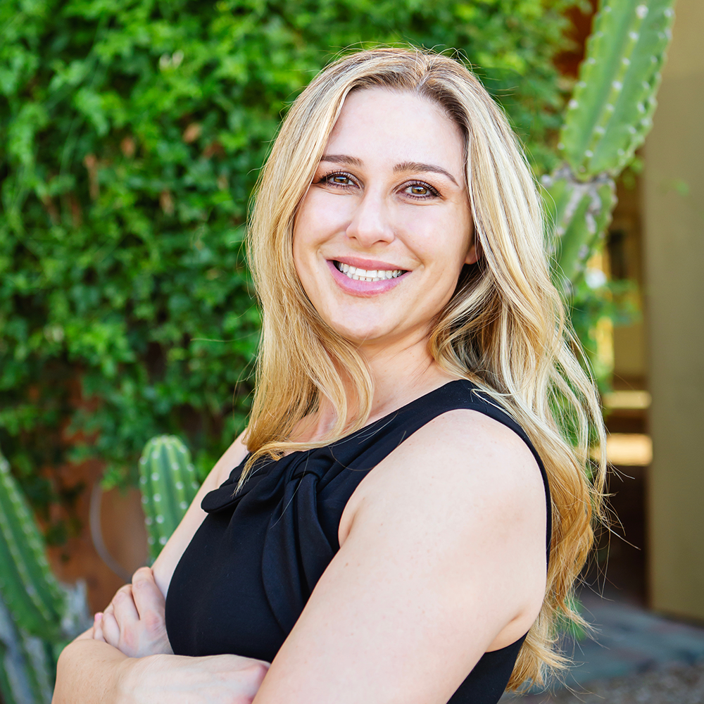 Dr. Victoria Aimé