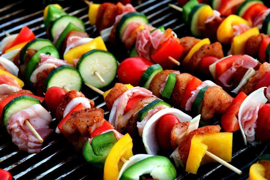 7 barbecue tips to make your summer shine