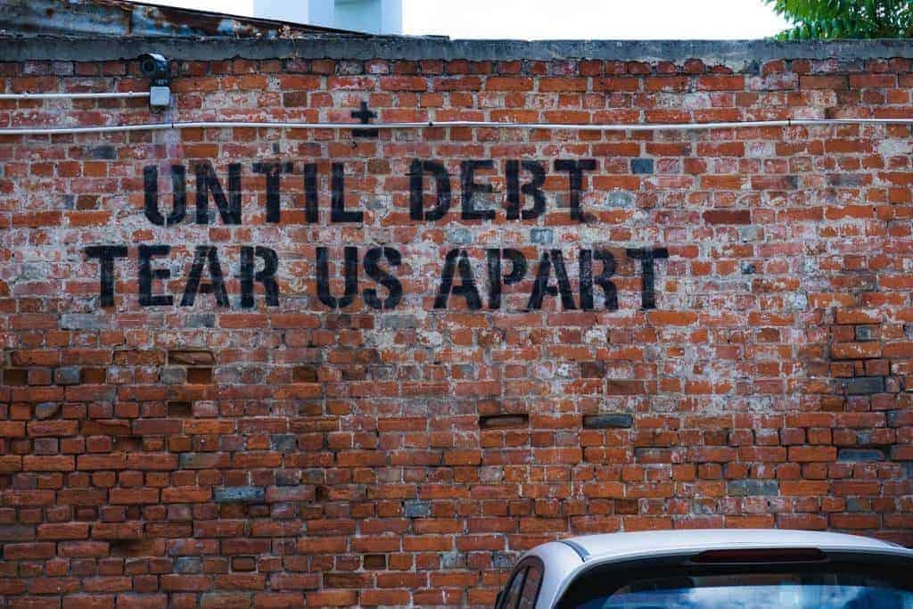 Debt crisis warning for the UK