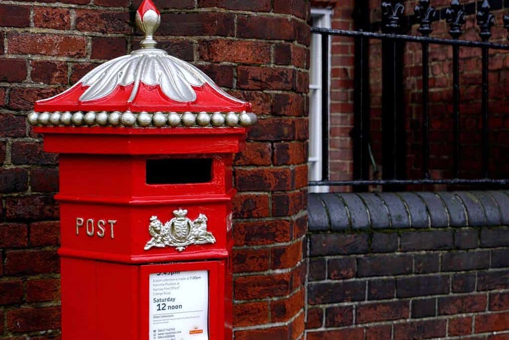 Royal Mail to increase stamp prices