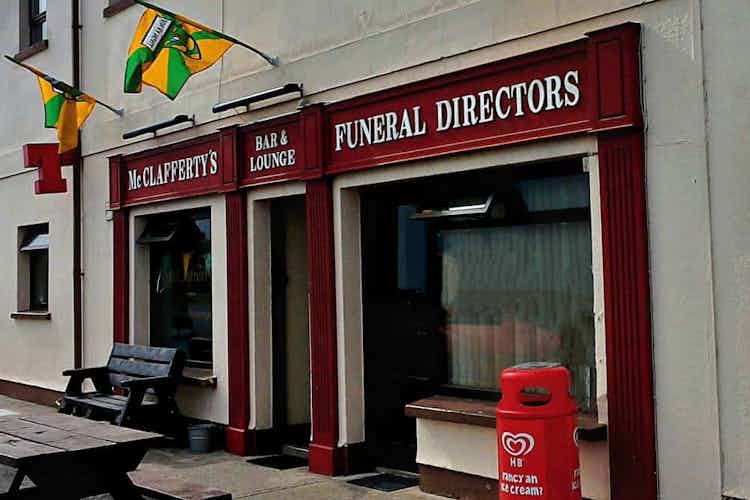 How to choose a funeral director
