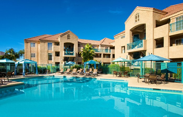 Hyattt hotel with pool.