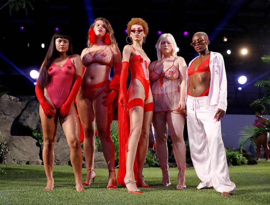 Rihanna Releases The Savage X Fenty Fall 18 Collection At Nyfw Rihanna Releases The Savage X Fenty Fall 18 Collection At Nyfw