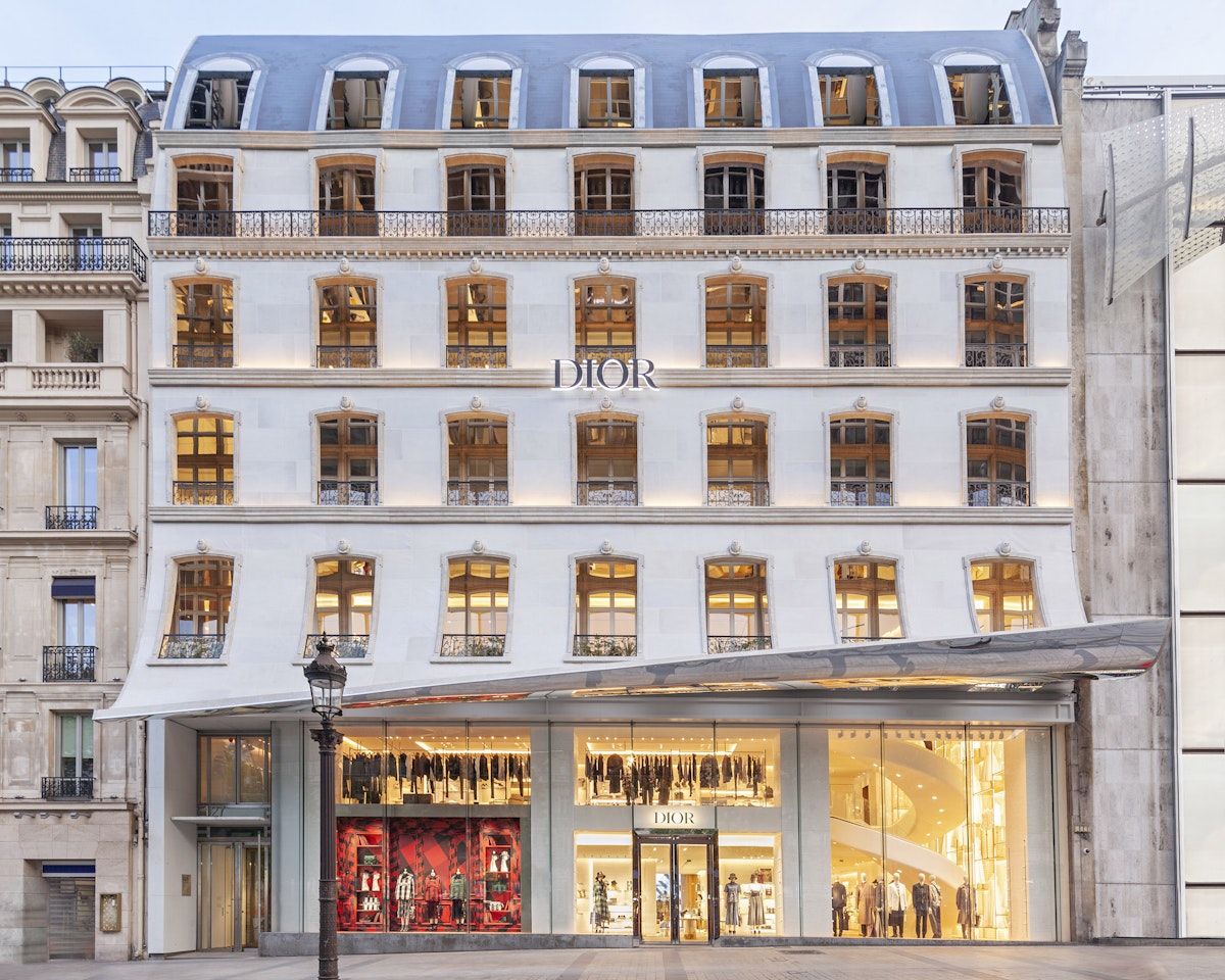 Dior Opens a Breathtaking Boutique on the Champs-Elysées - Dior 