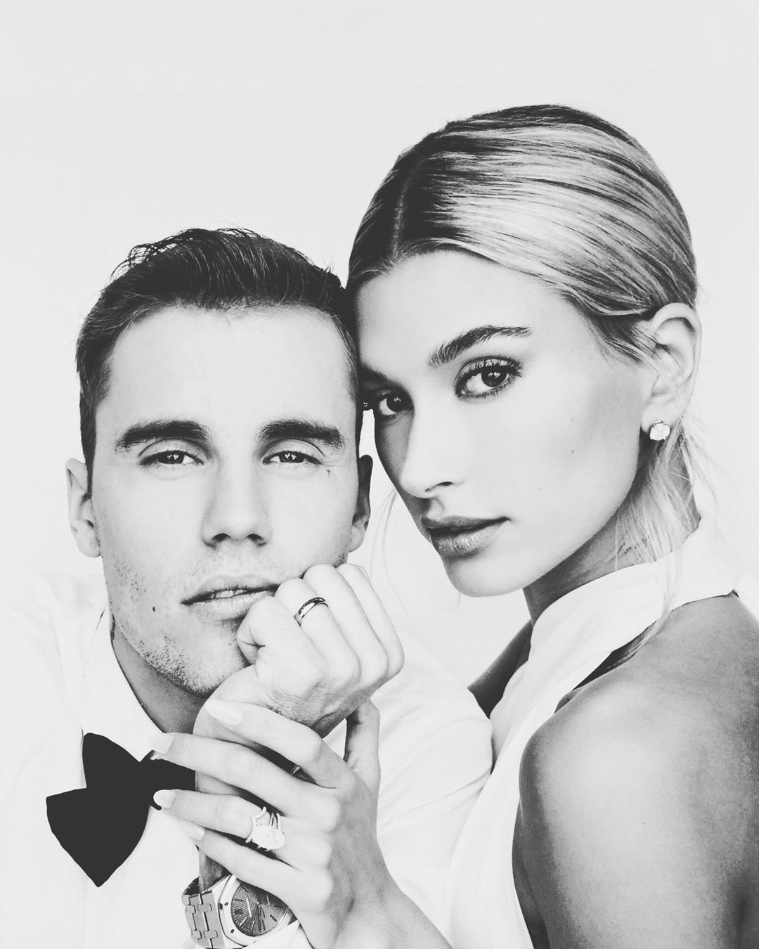 See Hailey Bieber S Custom Off White Wedding Dress