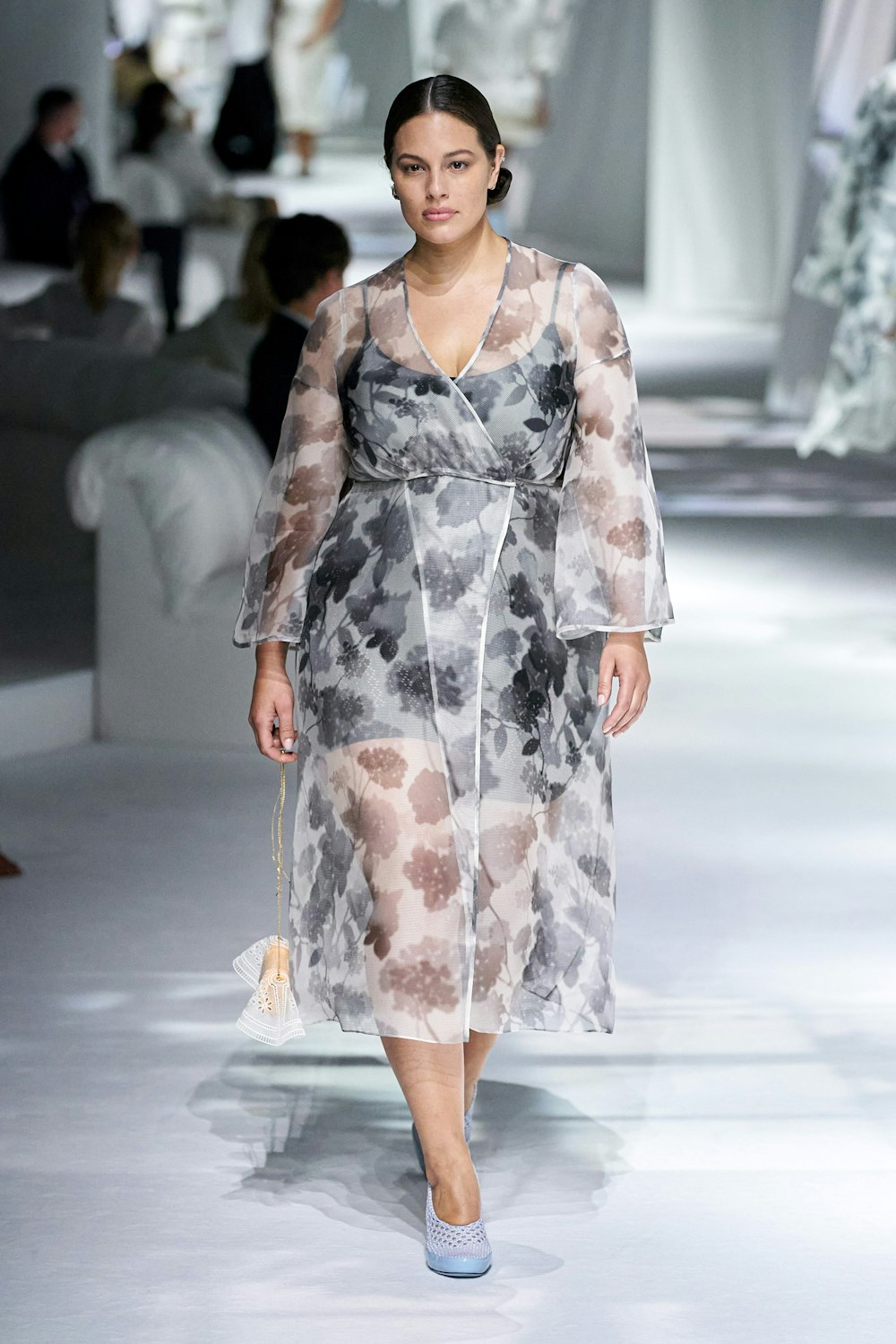 Is Plus-Size Luxury Fashion Mainstream? – Versace Fendi Ashley Graham Pal