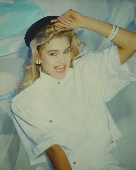 Yolanda hadid model photos