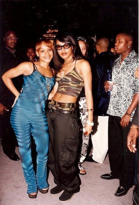 Look Back At liyah S Hip Hop Infused Style liyah Fashion Songs 90s Y2k