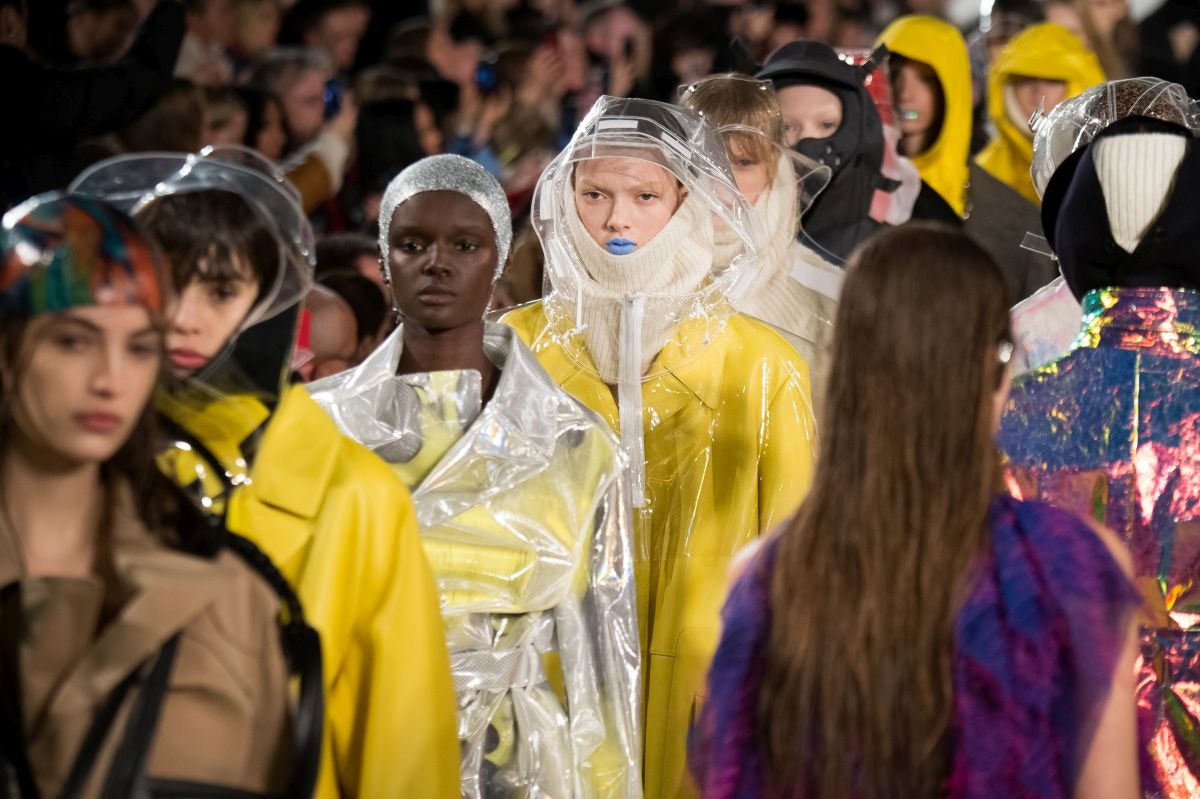 How Has Fashion Predicted the End of the World? - Apocalyptic Fashion ...