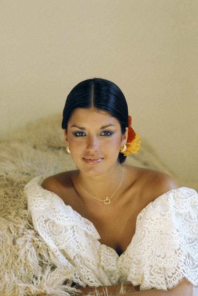 Young Photos Of Supermodel Janice Dickenson Janice Dickinson Runway Fashion Modeling