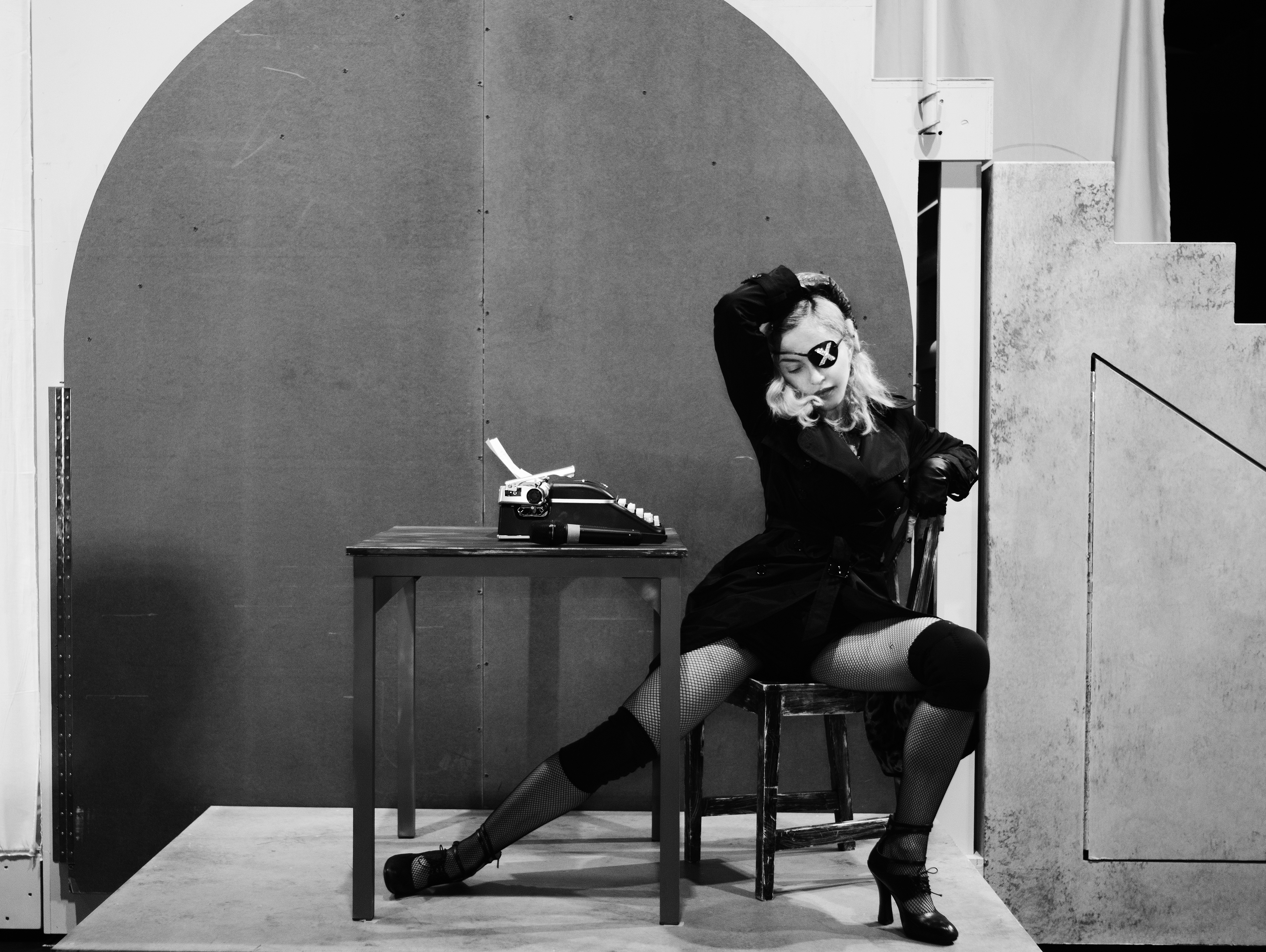 madonna versace