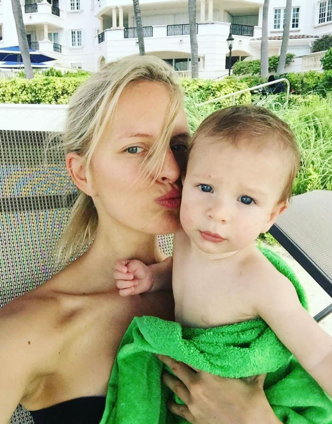 Karolina Kurkova's Top Cool Mom Style Moments - Karolina Kurkova Model  Instagram