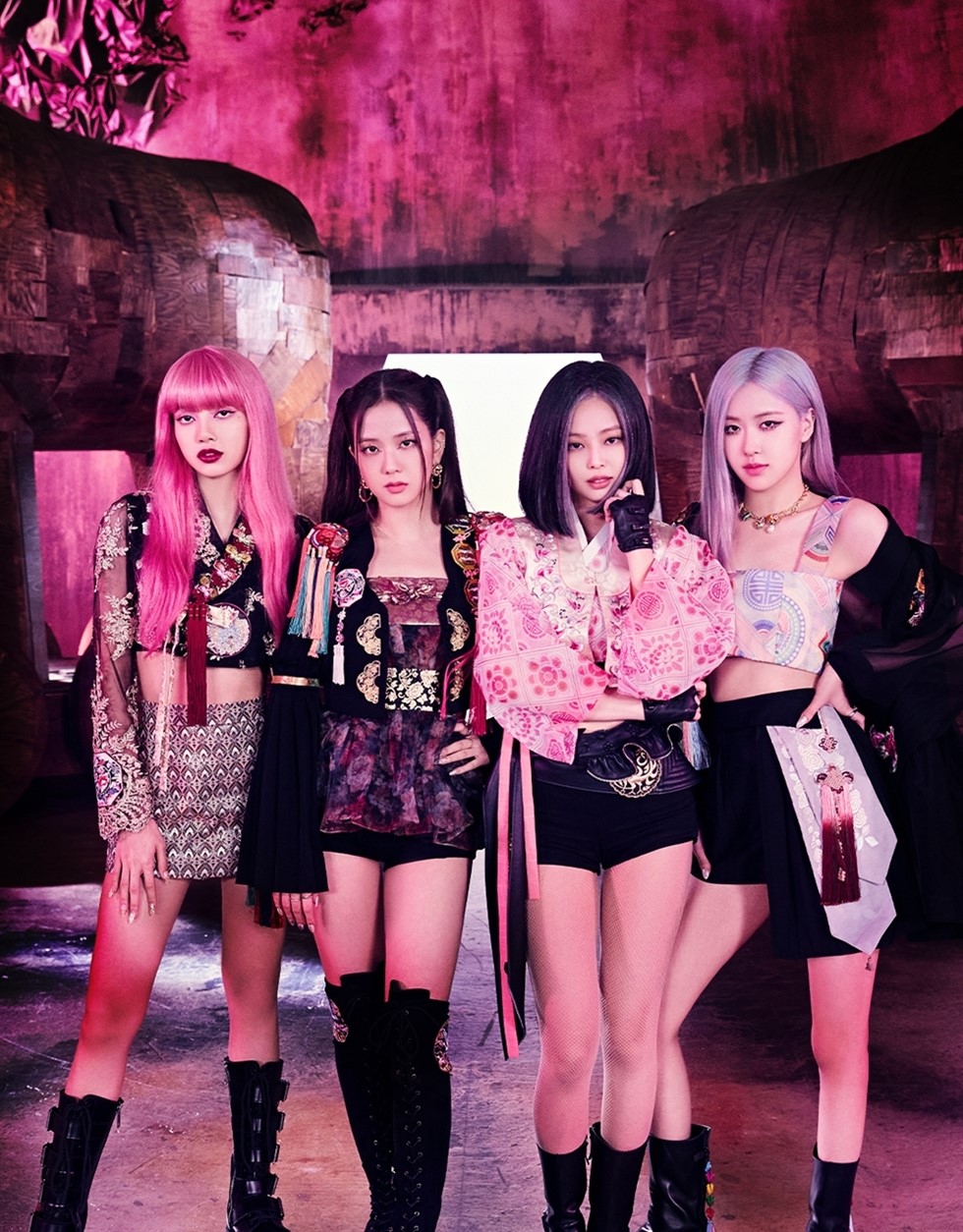 kpop outfit girl