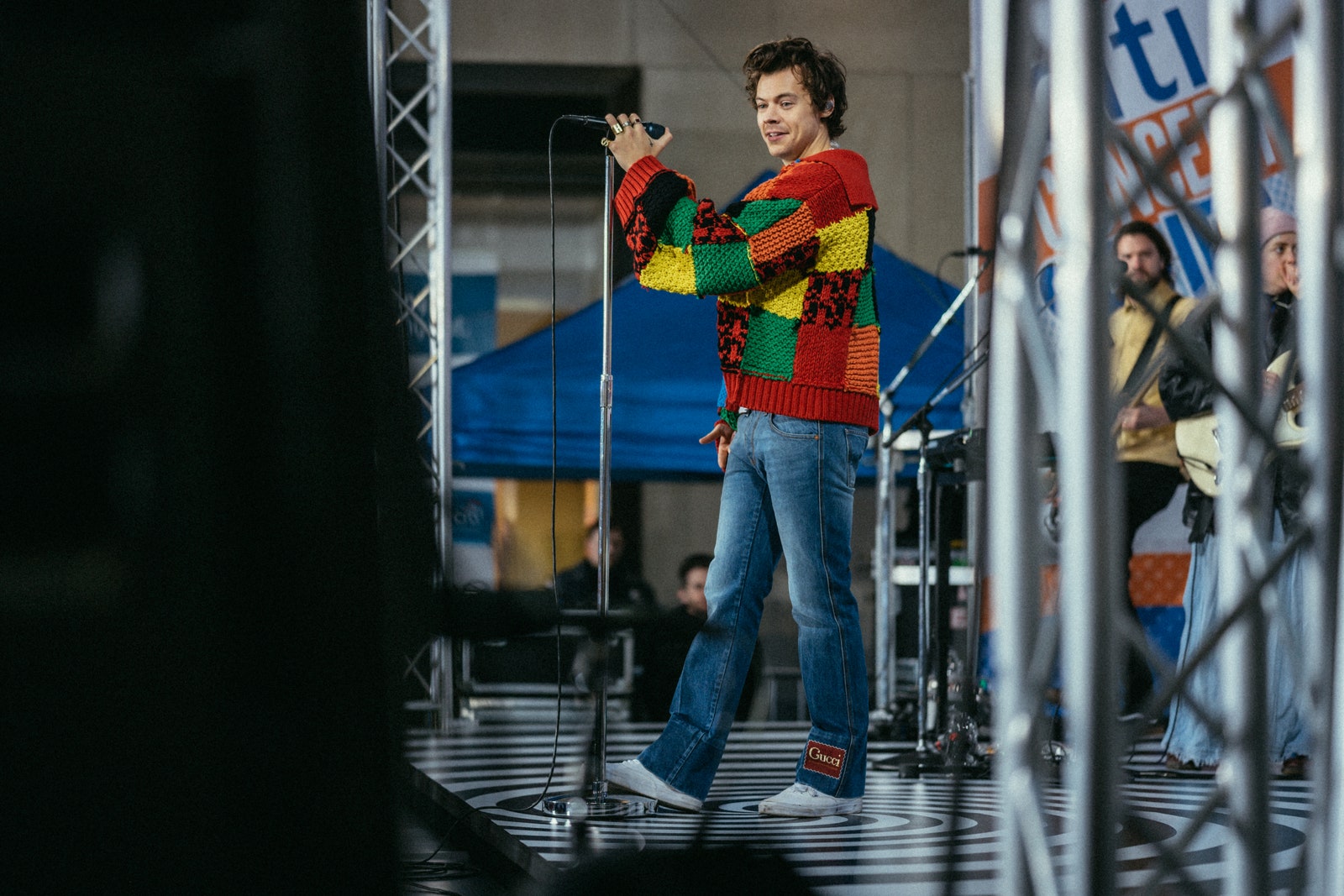 harry styles 2021 outfits
