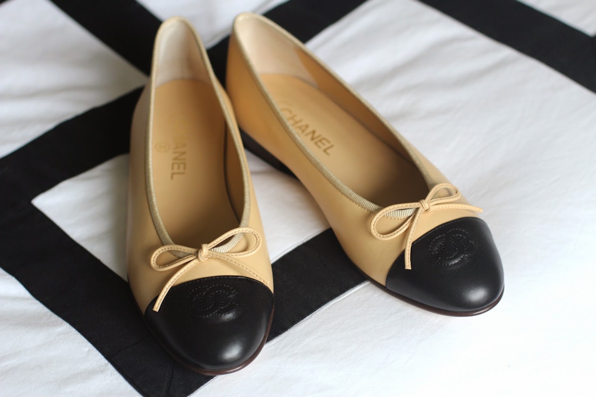 Chanel Pink/Black Leather Bow CC Cap Toe Ballet Flats Size 39.5 at
