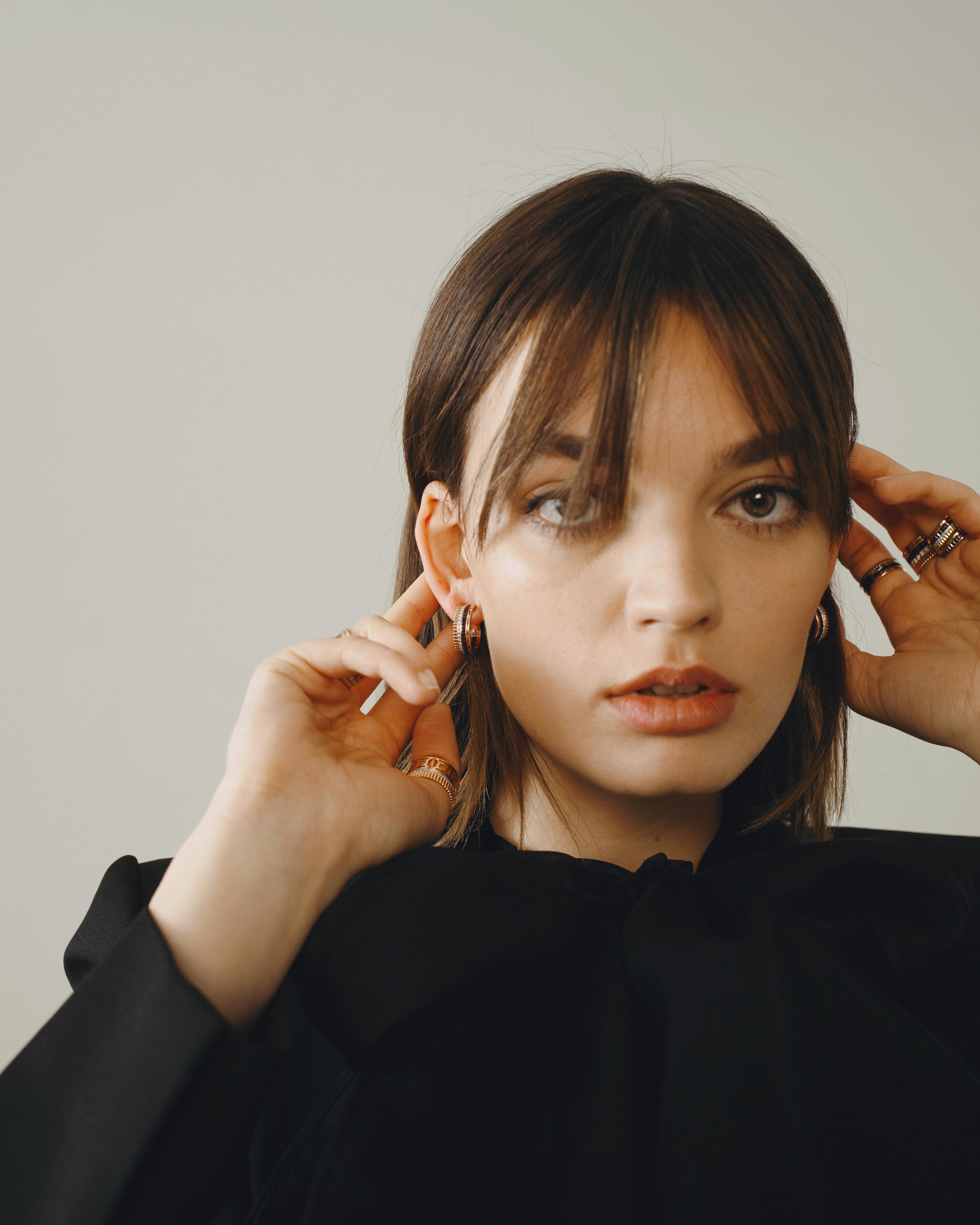 Emma Mackey Interview