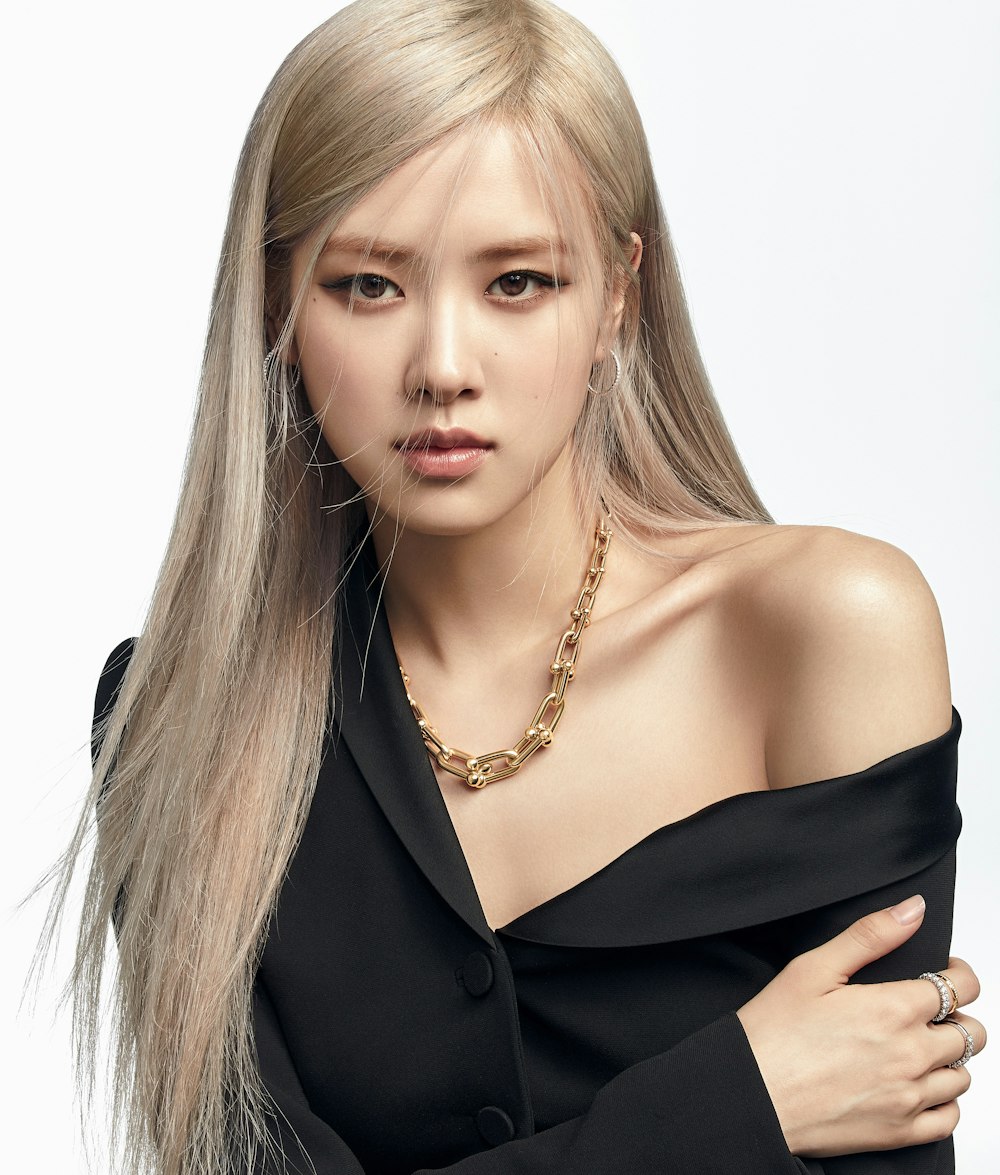 Blackpink S Rose Is The New Face Of Tiffany Co Jewelry Blackpink S Rose Is The New Face Of Tiffany Co Jewelry