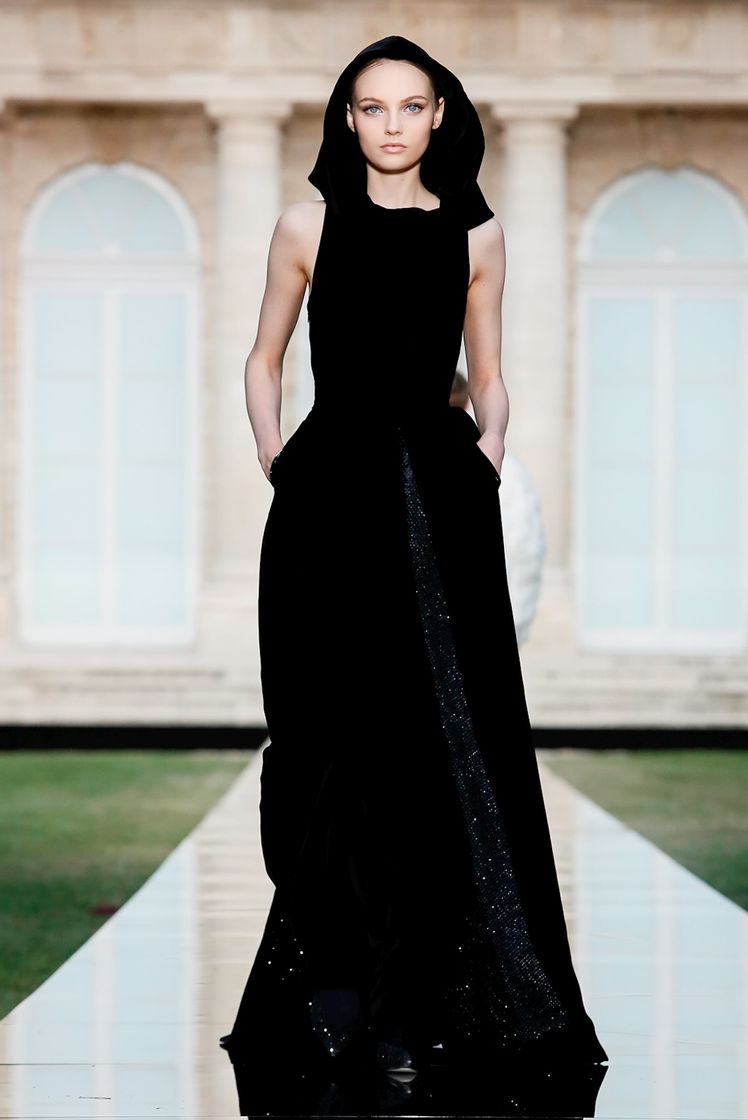 little black dress audrey hepburn style