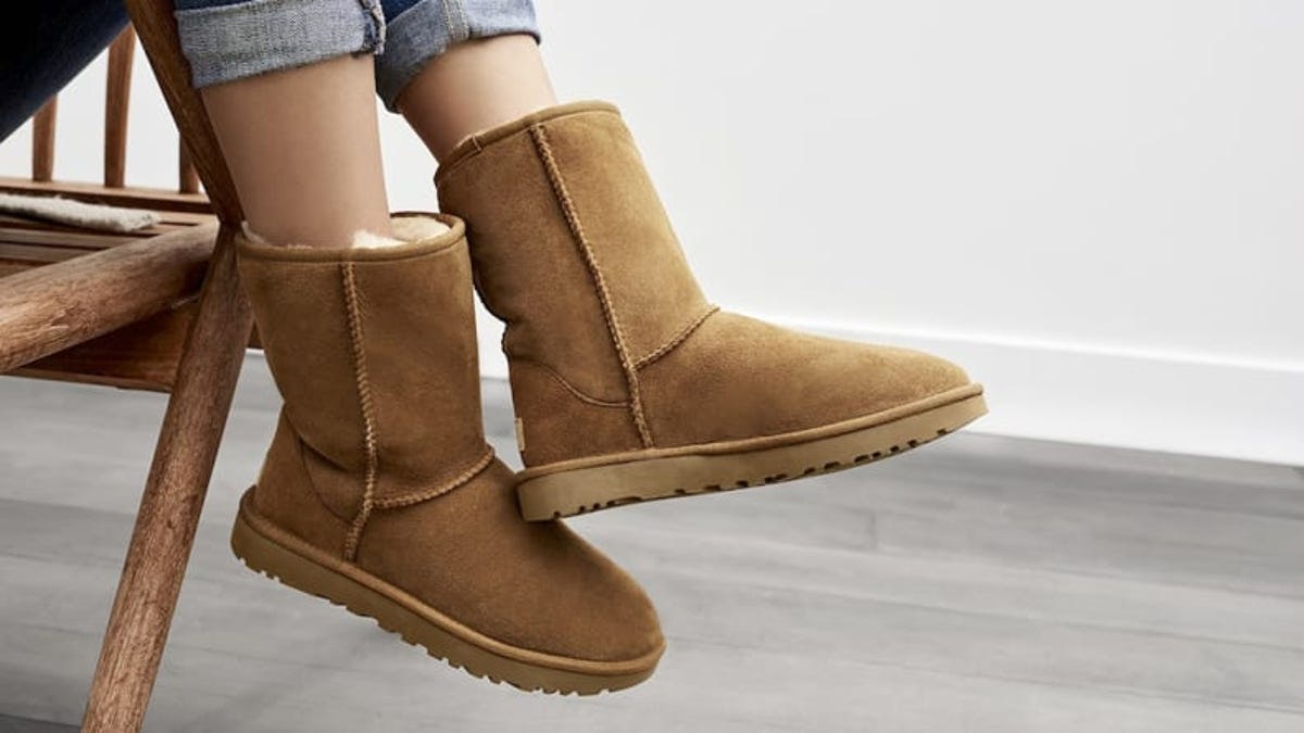 9 Cheugy Fashion Trends You've Probably Tried - What is Cheugy TikTok Gen-Z  Ugg Boots