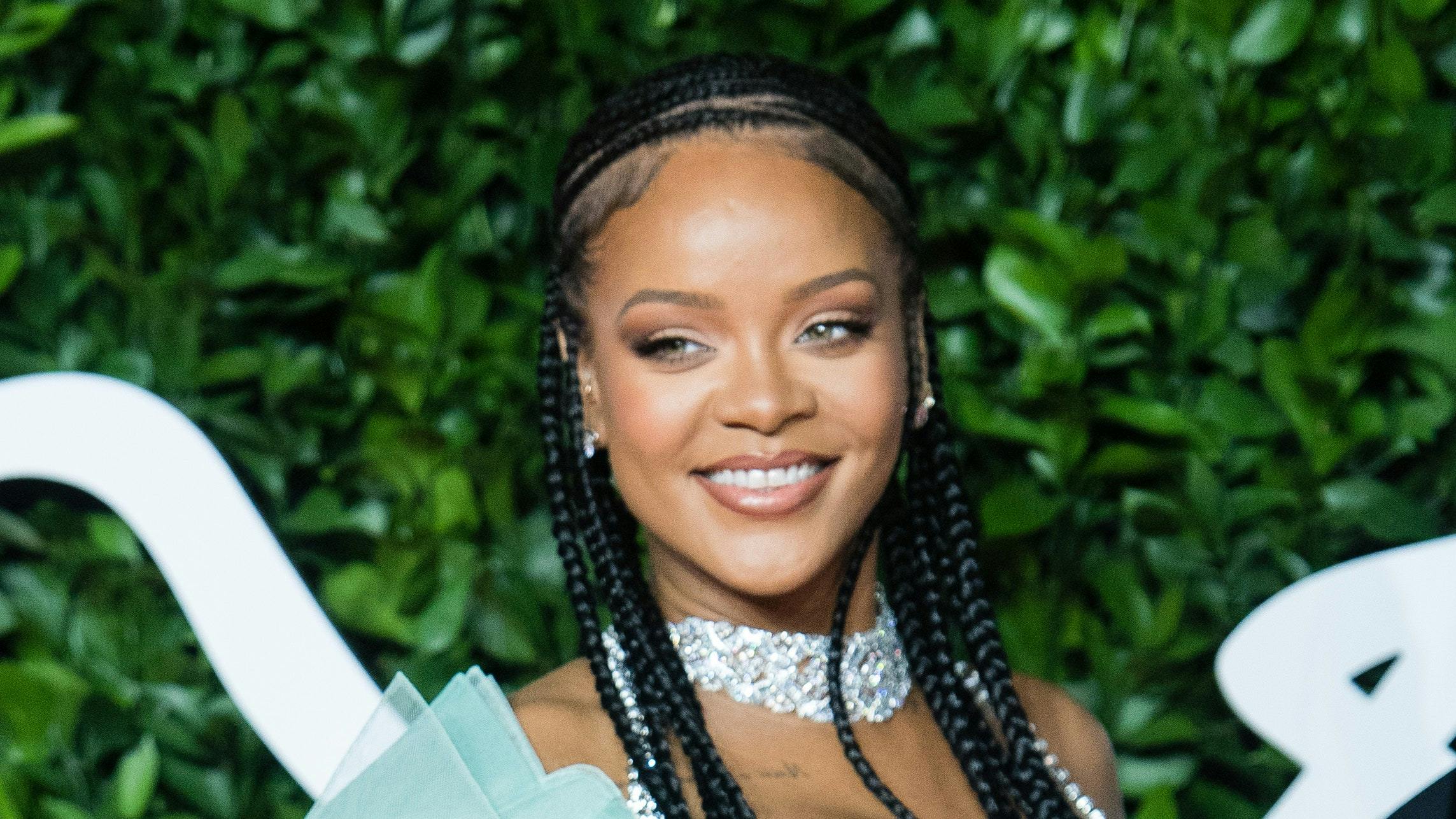noul album rihanna 2021 anti aging)