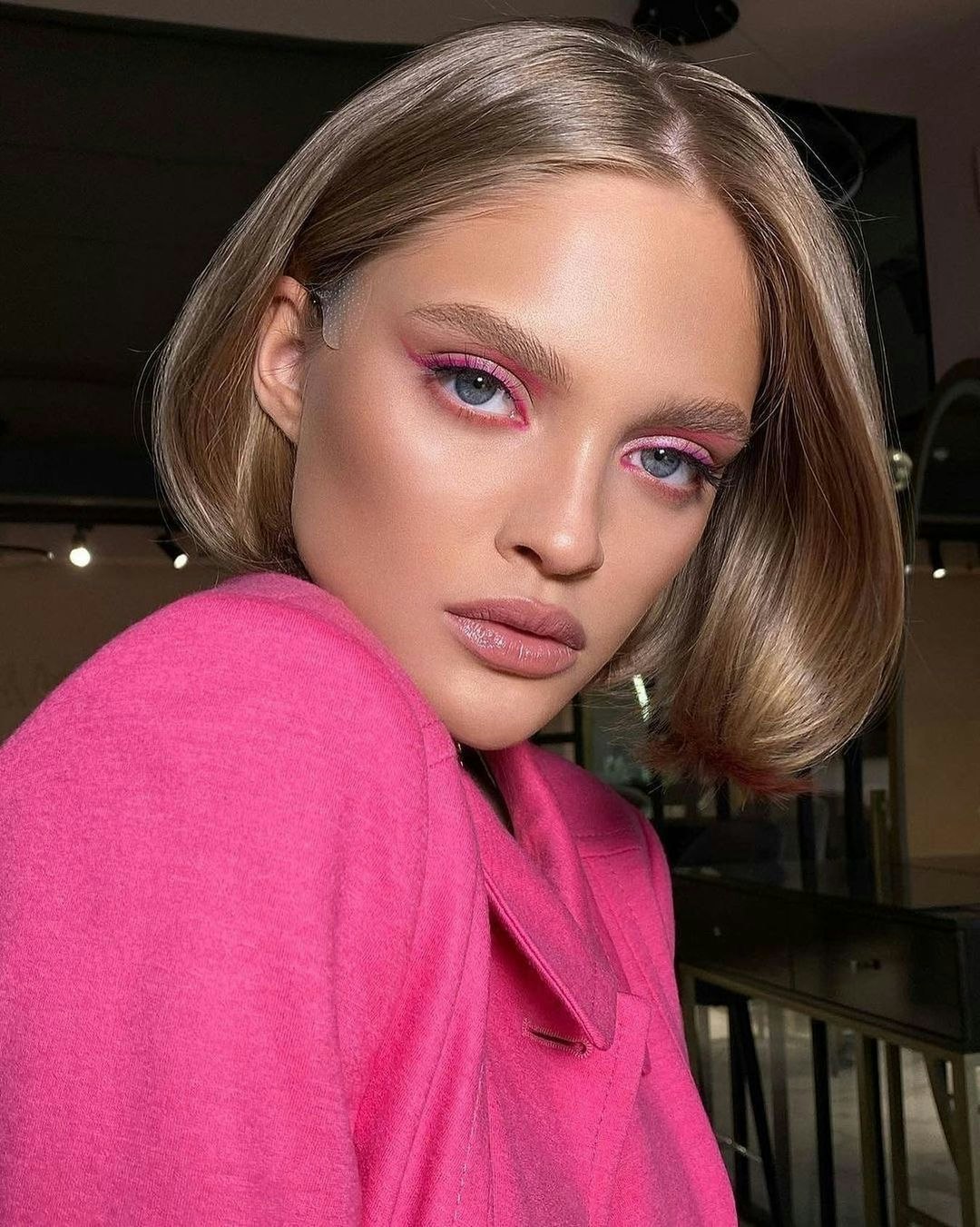 Colorful Eyeliner is the Bold Beauty Look Ruling Fall 2022 - Neon Eyeliner