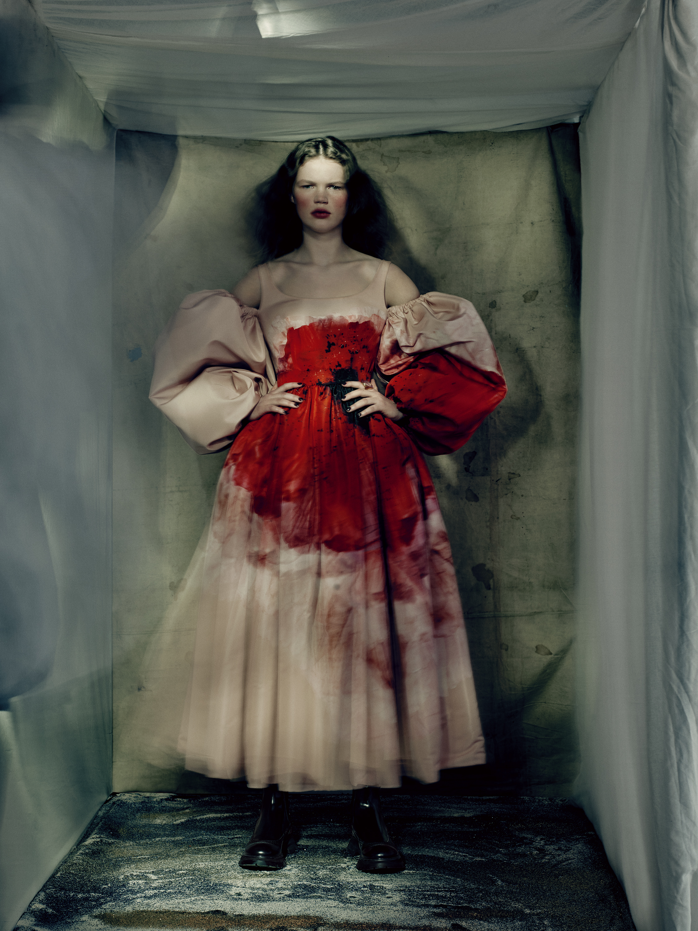 Alexander McQueen 写真集 Alexander McQueen Fall/Winter 2021: 'Anemones' - Alexander McQueen