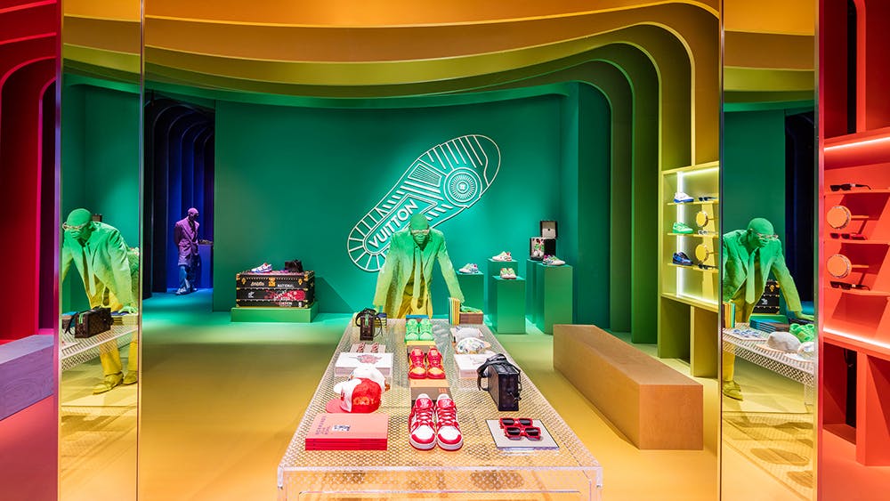 Store Windows, Louis Vuitton - Holiday House 2021