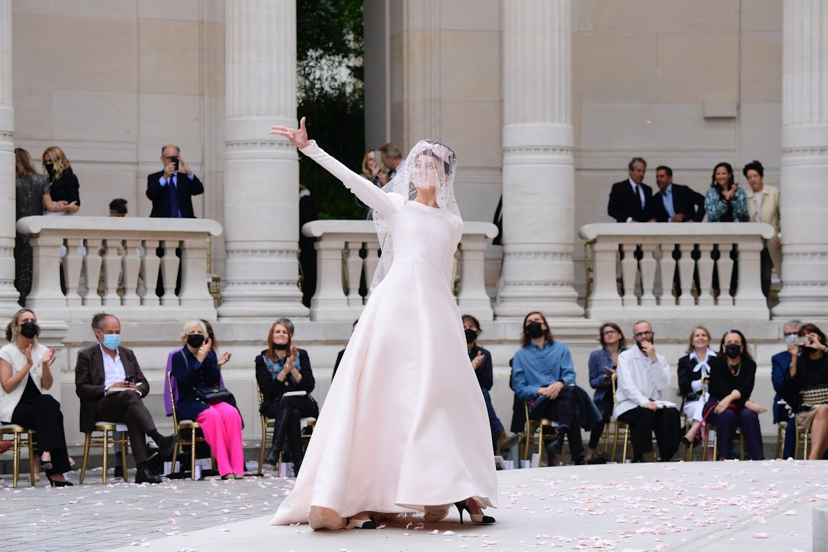 6 Bridal Trends For Fall 2023  Fall 2023 Wedding Dress Trends Bridalwear