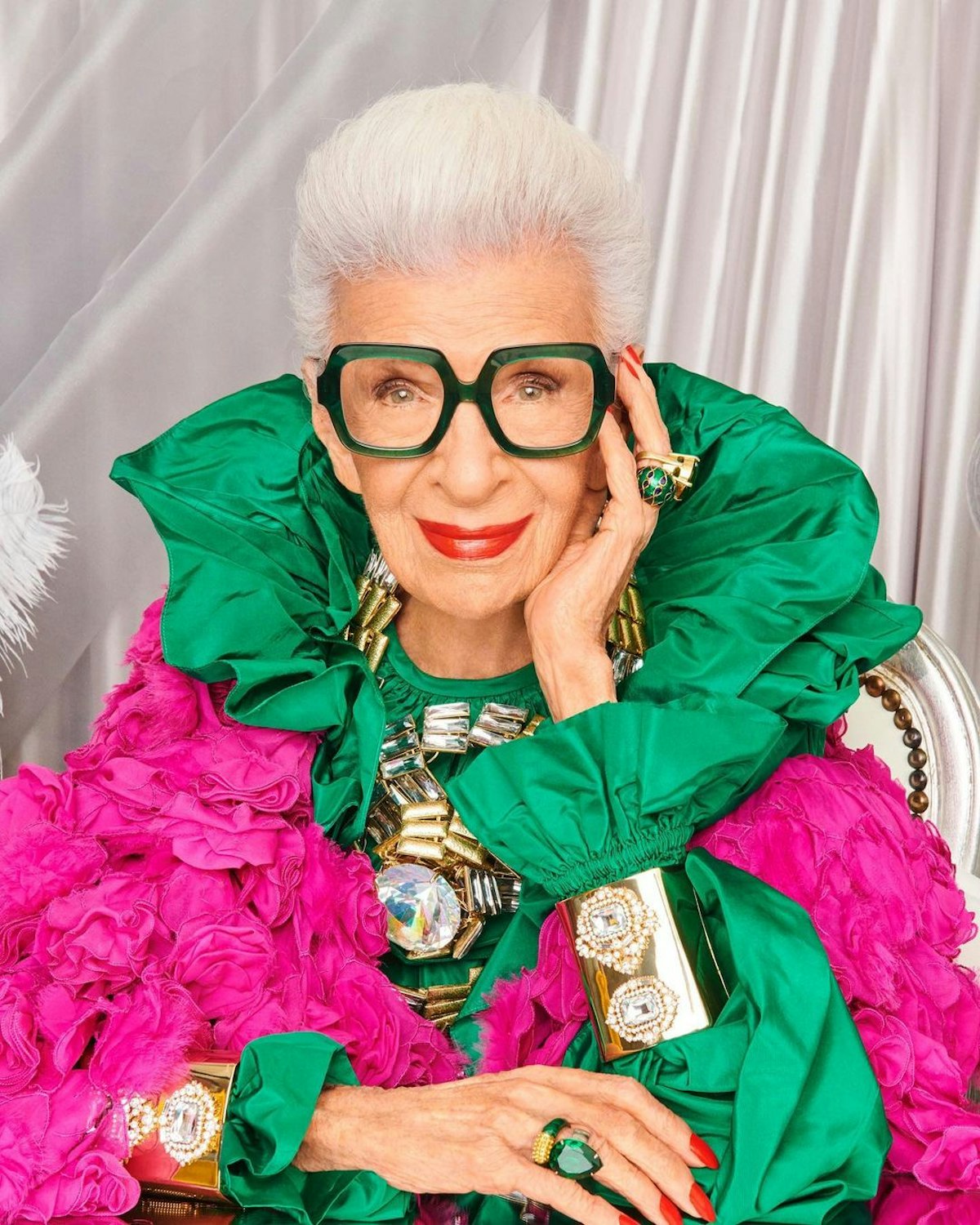 Eyebobs: Iris Apfel, 90-year-old style icon, inspires oversized