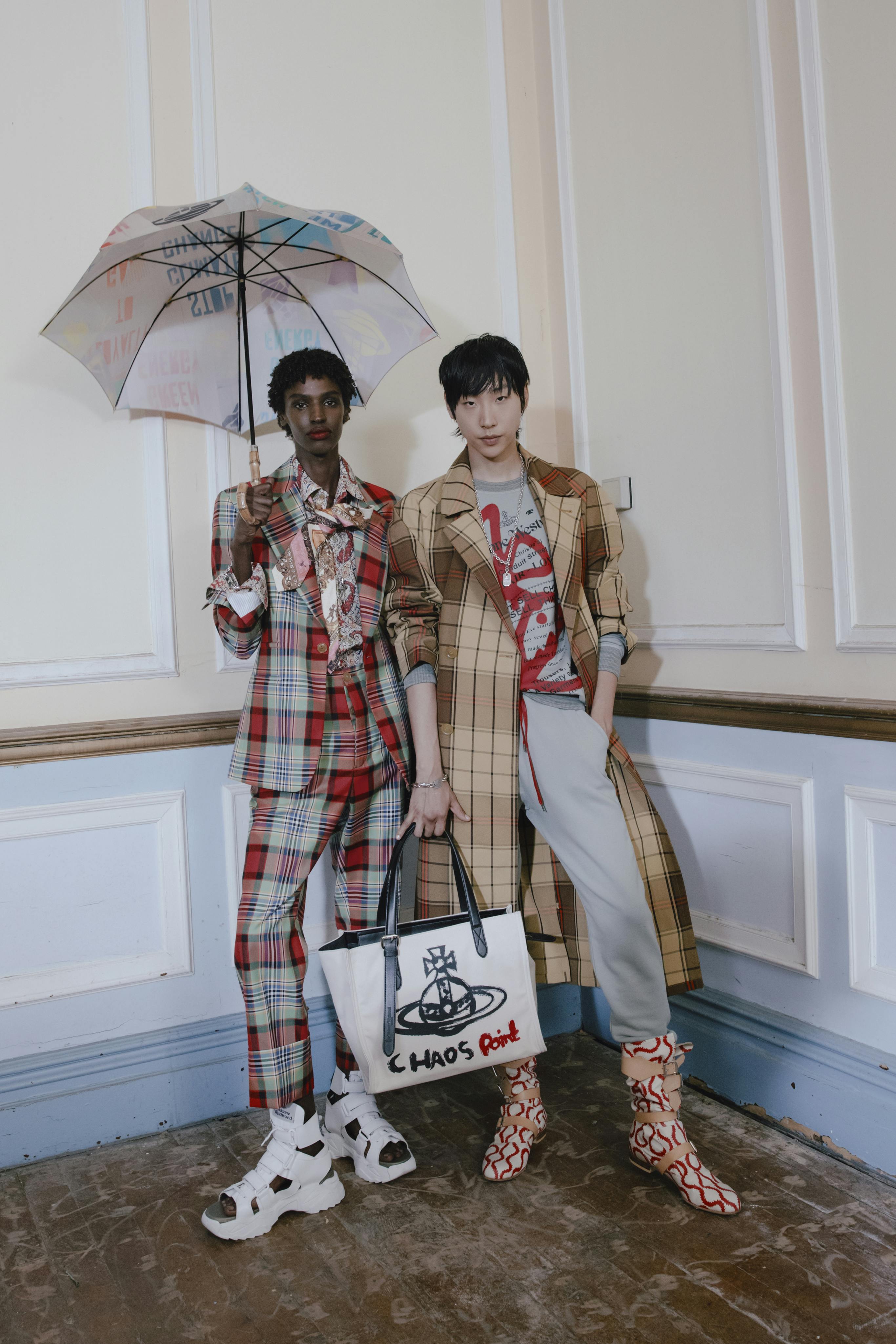 Vivienne Westwood S Spring Summer 2022 Collection Saves Our Souls London Fashion Week<script async src=