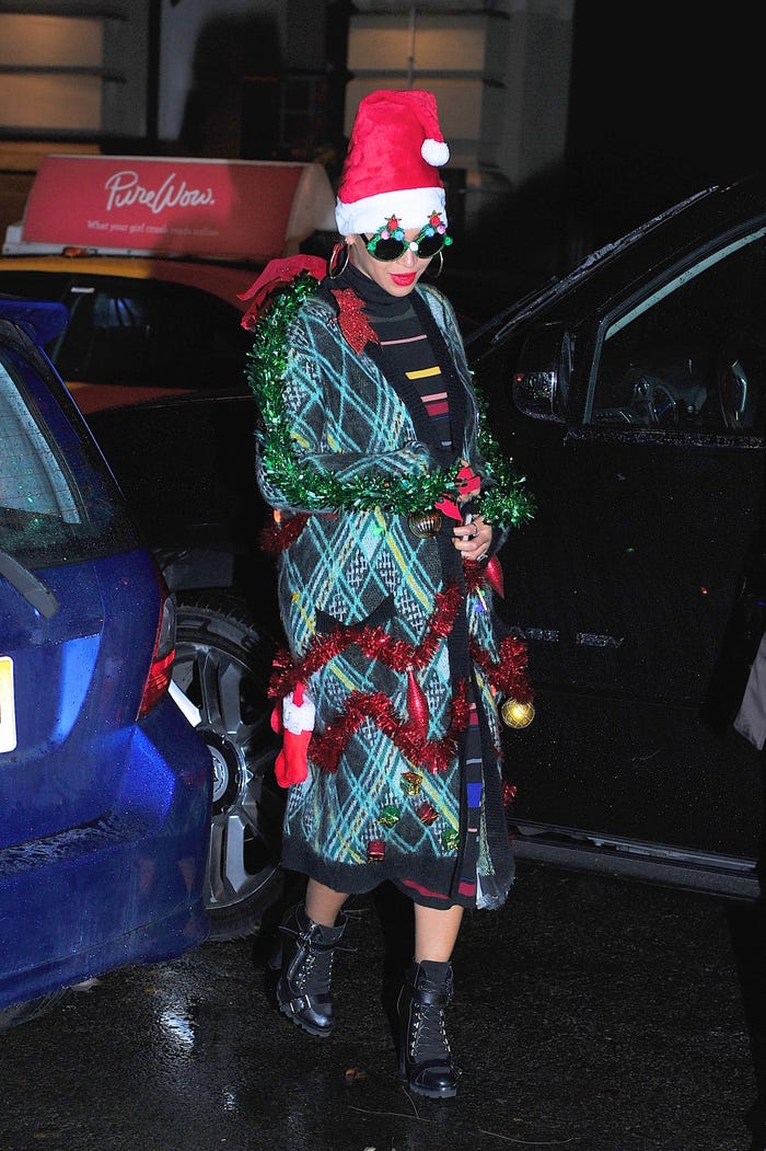 beyonce christmas sweater