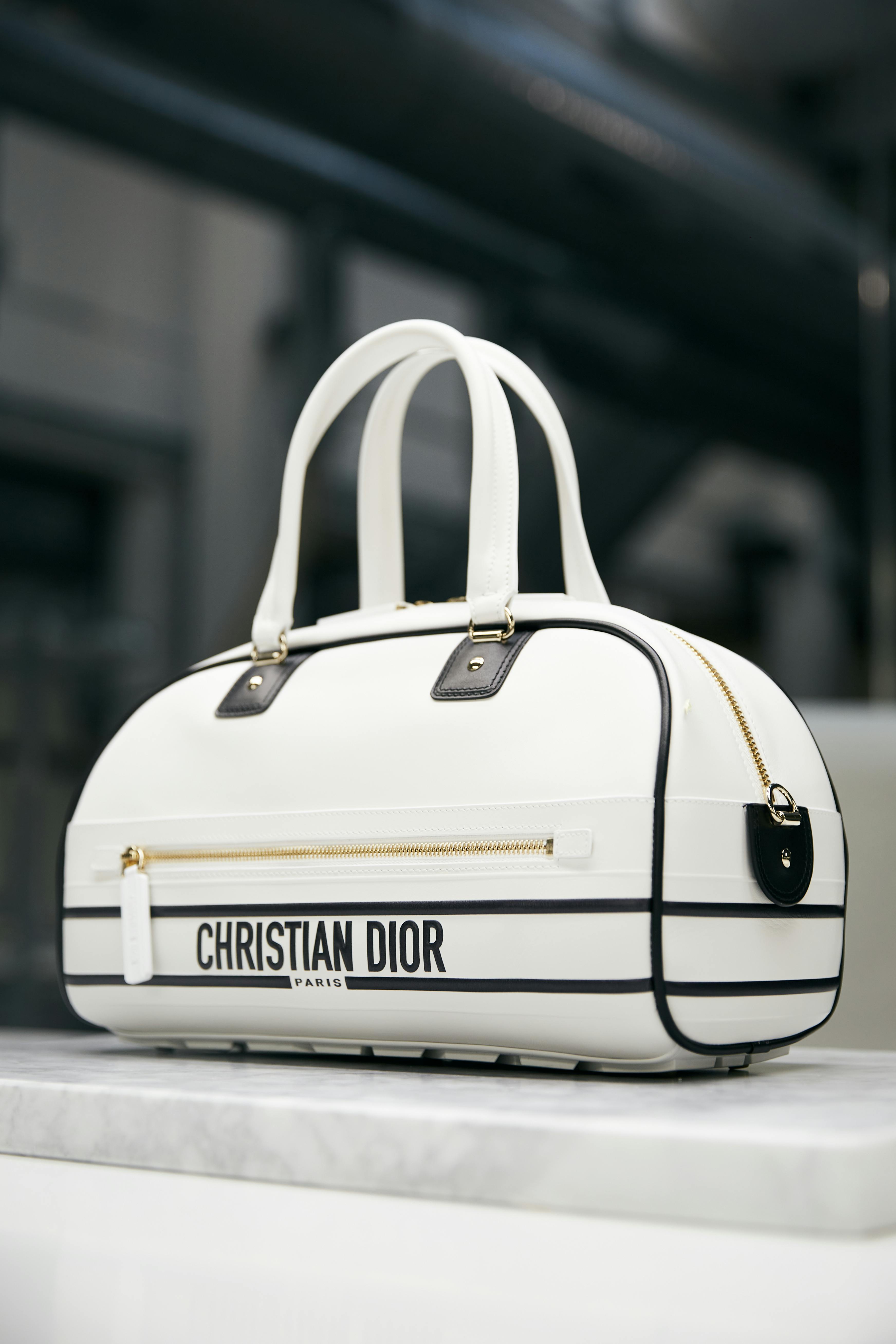 Verminderen ornament Microbe The Dior Vibe Brings Back the Y2K Bowling Bag Trend - Handbag Savoir Faire  Christian Dior